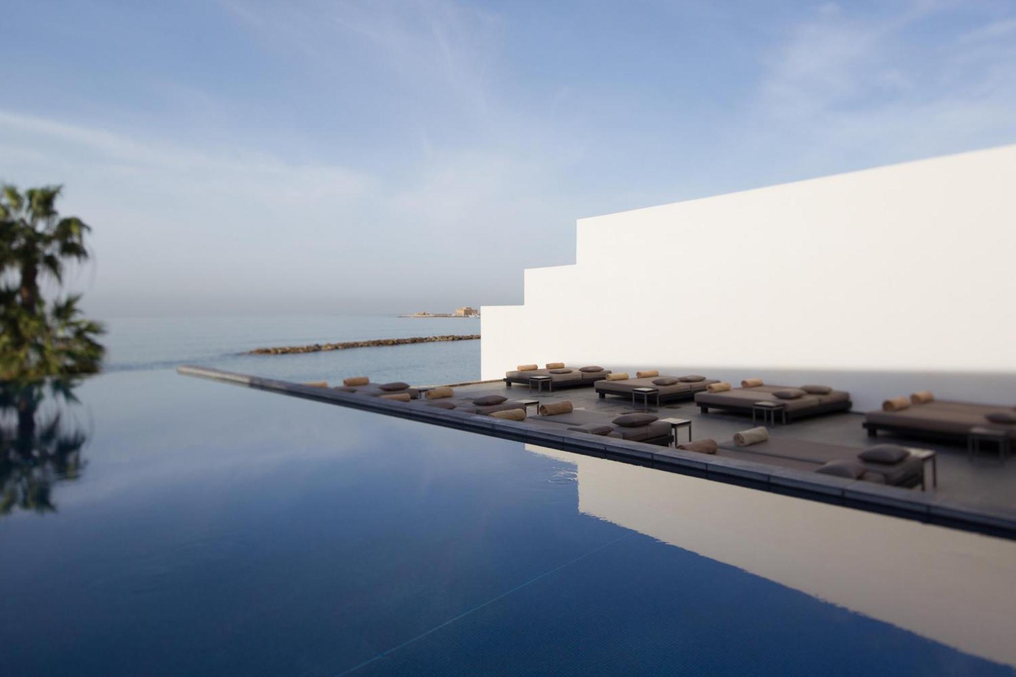 Almyra Hotel